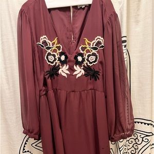 Burgundy dress perfect for wedding fall season!